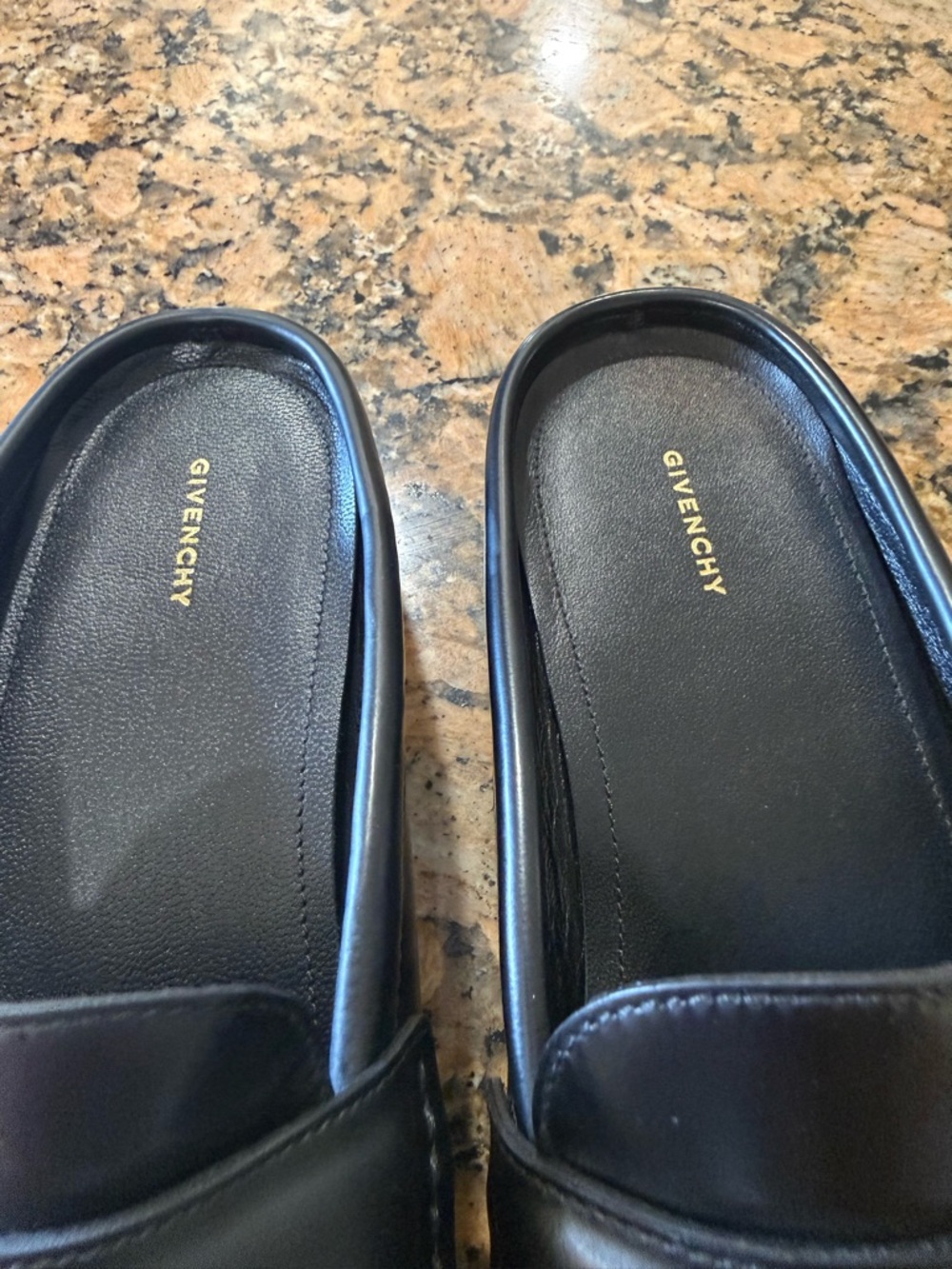 Givenchy woman’s Black 4G Leather Loafer Mules - Picture 4 of 10